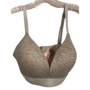 NWT VS PINK Wear Everywhere Wireless Push-Up Bra 38DD Gray Comfort Basic Sporty